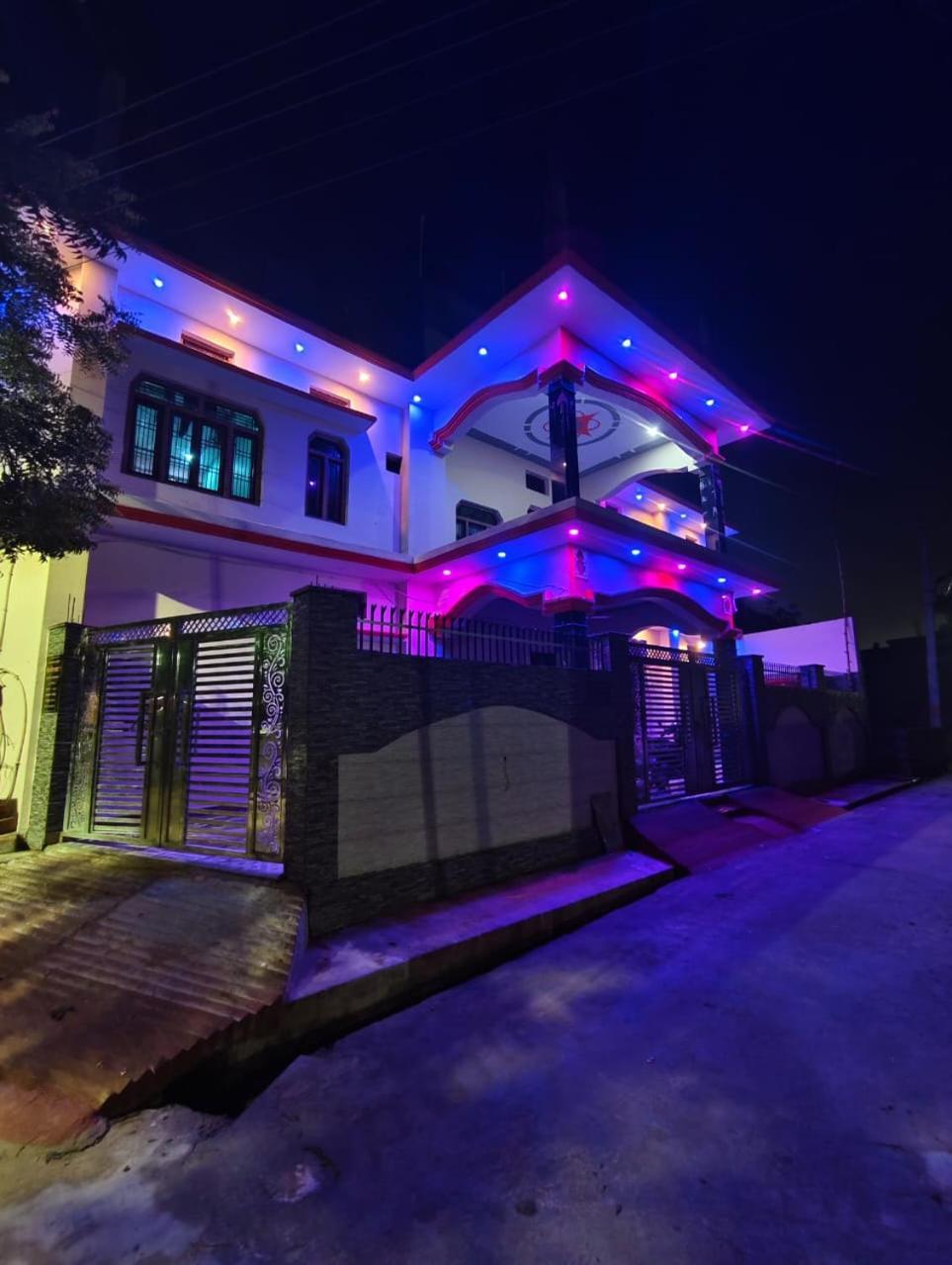 Shree Ram Guest House Near Ram Mandir Ayodhya ภายนอก รูปภาพ